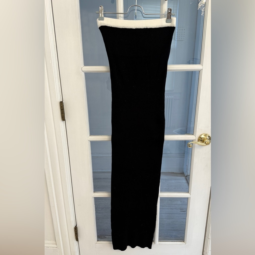 PEPPERMAYO Women's Black White Trim Hazey Knit Maxi Dress Size XS/S NEW